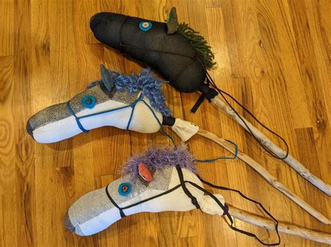 Tutorial How To Make A Hobby Horse From A Sock And Scrap Fabric In 7 Steps