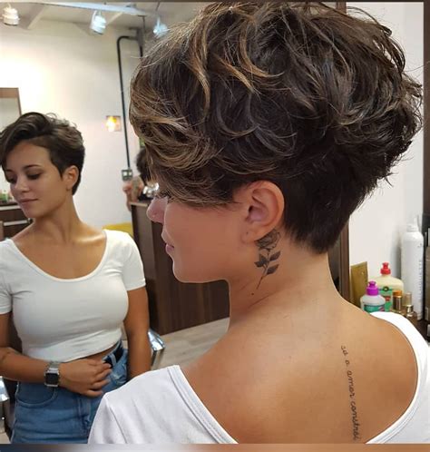 Short Hair Cuts And Color For 2020 Wavy Haircut