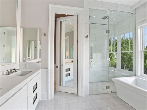 Bathtub Sliding Doors With Mirror Mirror Ideas