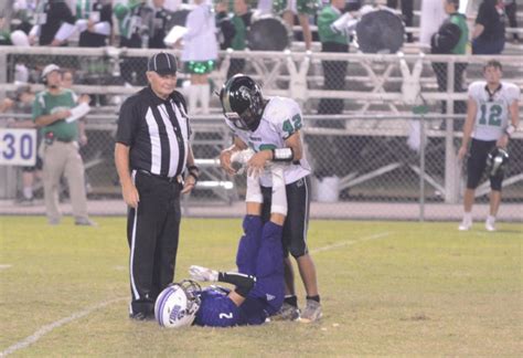 Holly Pond Football Players Act Of Kindness Draws Cheers From Opposing Fans The Cullman Tribune