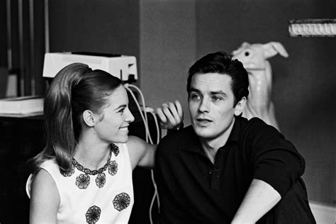 Alain delon et nathalie delon ont été mariés de 1964 à 1969. Classify French Actress Nathalie Delon - AnthroScape