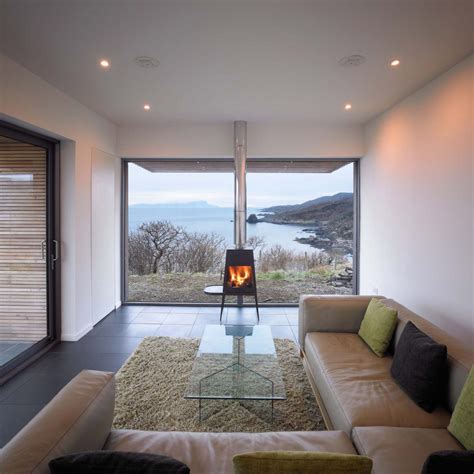 10 Cozy Homes With Fireplaces From Pinterest Boards Modern Home Decor