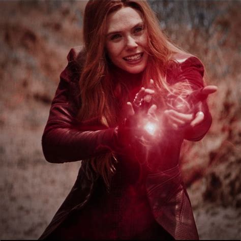 𝘐𝘤𝘰𝘯 𝘞𝘢𝘯𝘥𝘢 𝘔𝘢𝘹𝘪𝘮𝘰𝘧𝘧 In 2021 Elizabeth Olsen Scarlet Witch Scarlet