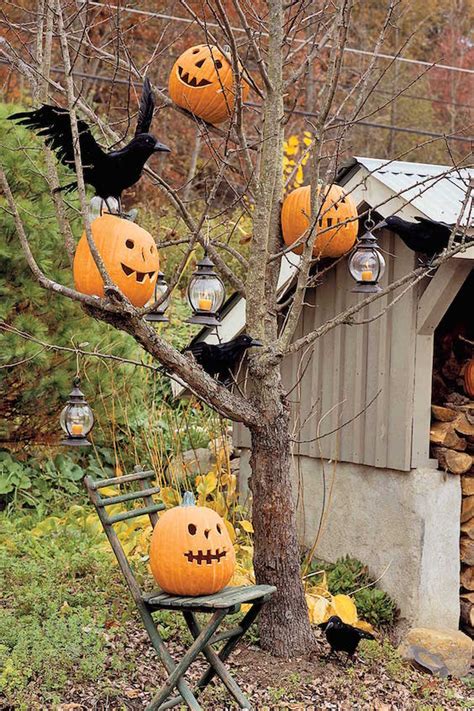 Best 50 diy halloween decorations that will decorate your home for a spooktacular time. 30 Awesome DIY Halloween Outdoor Decorations Ideas ...