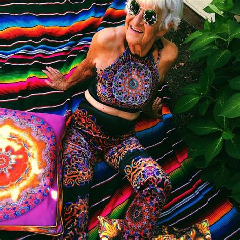 Badass 88 Year Old Grandma Has Become Instagrams Fashion Icon Demilked