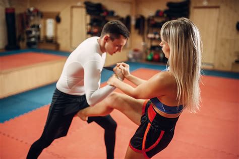 ballbusting self defense подборка фото самые лучшие фото