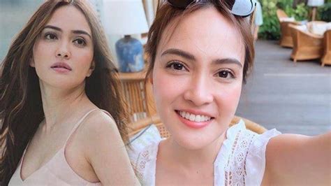 Dapat Predikat Hot Mama Shandy Aulia Pamer Body Pakai Gaun Seksi Dada Dan Paha Mulus Jadi