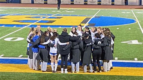 Varsity Girls Soccer Wrap Up Week With Well Deserved Win Acalanes Boosters