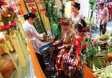 A Balinese Wedding Colour Life And Ritual Now Bali