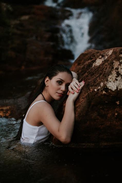 Waterfall Ensaio Fotografico Feminino Fotos Da Natureza Ensaio Fotográfico