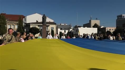 Річчям новим роком привітання на день прапора україни ювілеєм брату День Державного Прапора України у Надвірній 2020 - YouTube