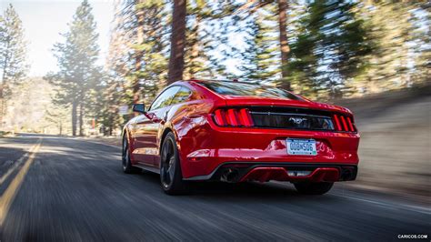 2015 Ford Mustang Rear Caricos