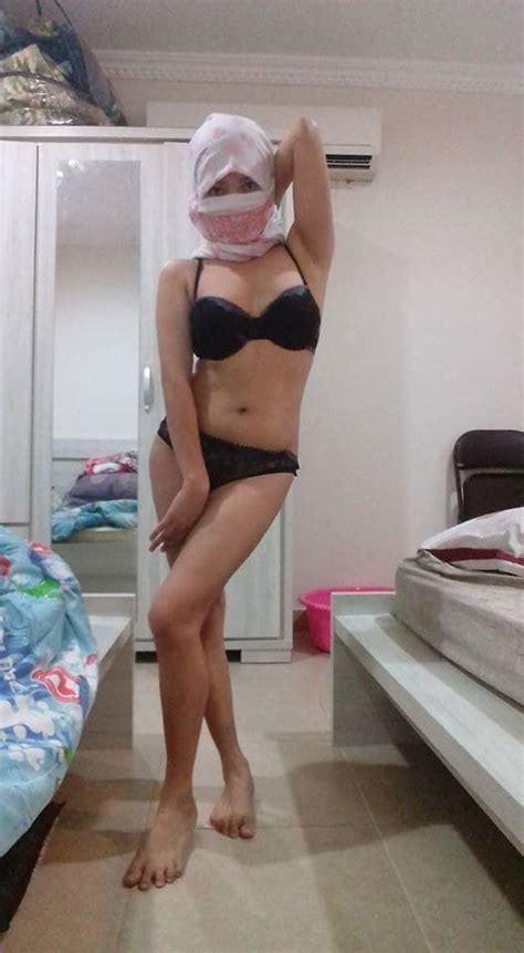 Sexig Sheraine Niqab Girl Nude Hot Modeling Erotiska Och Porrfoton