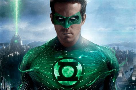 Ryan Reynolds Watched Green Lantern And Had Some Thoughts
