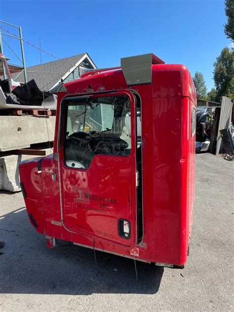 2006 Kenworth T800 Cab Payless Truck Parts