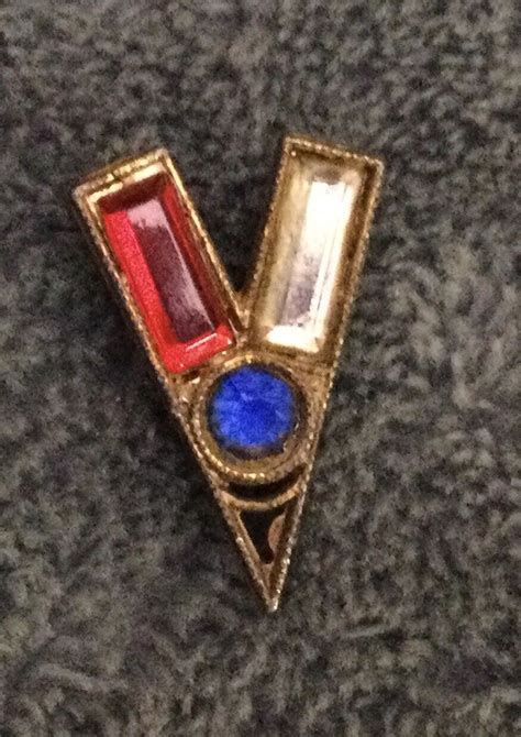 Vintage Ww Ii V For Victory Red White Blue Rhinestone Pin Brooch Ebay