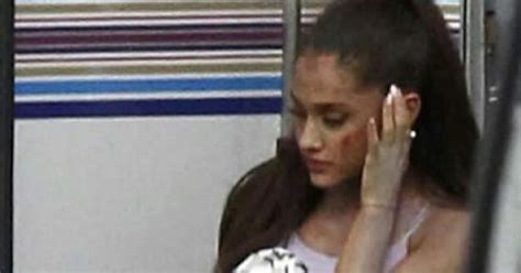 This Ariana Grande Pic Was Not Taken After The Manchester Attack Metro News
