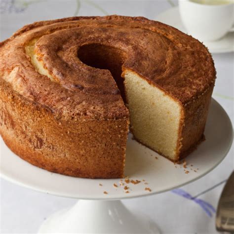And not quite as heavy as a traditional pound cake. Ina Garten Basic Cake Recipe | Besto Blog