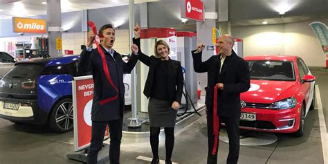 Norwegian Gas Station Replaces Petrol With Electricity