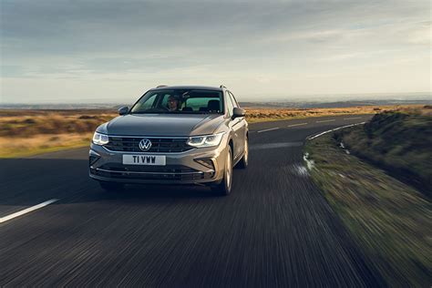 Check spelling or type a new query. Volkswagen Tiguan Estate 1.5 Tsi 150 R-line 5dr Dsg - Egon ...