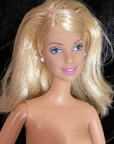 Blonde Hair Blue Eyes Bendable Knees Barbie Doll Mattel Nude For Ooak E 24 Ebay