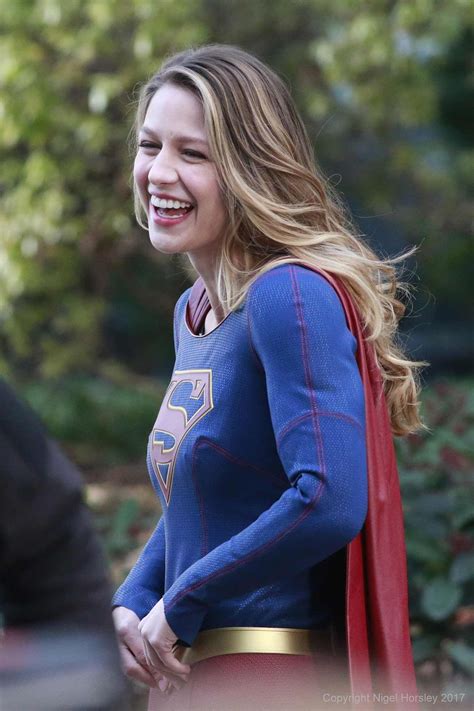 Melissa Benoist Supergirl Superman Supergirl And Flash Batgirl