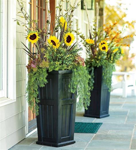 10 Incredible Home Front Porch Flower Planter Ideas