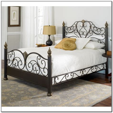 Wrought Iron Bed Decorating Ideas Wrought Iron Bed Frames Bedroom