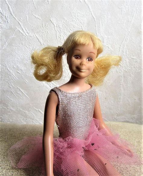1965 Skooter Barbie Doll 1040 Skippers Friend Skooter Blonde Straight