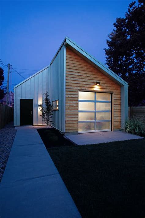 Photo 12 Of 12 In Clad In Cedar And Metal An Indianapolis Home Gives A
