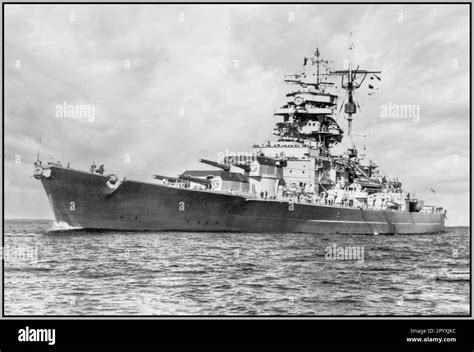 Ww2 Tirpitz Second Of Two Bismarck Class Battleships Hi Res Stock