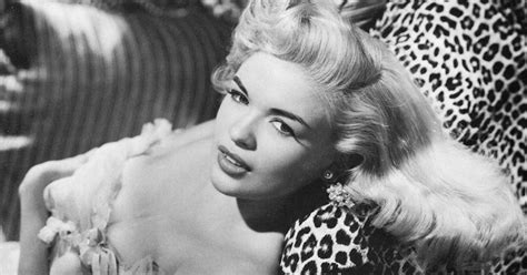 from marilyn monroe to jayne mansfield 11 classic pinup beauties from the past