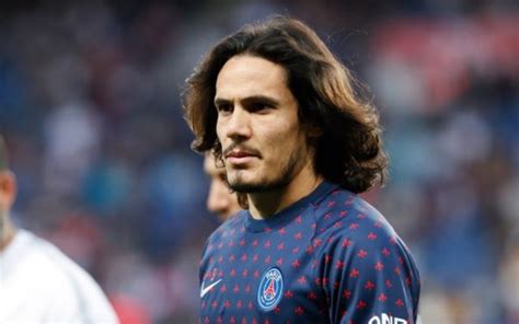 Plays the ball off the ground often. These Man United fans are furious the club have signed Cavani