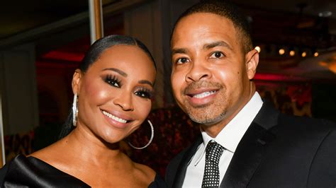 rhoa star cynthia bailey marries fiancé mike hill in georgia ceremony access