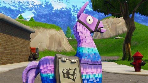 The Best Way To Loot Fortnites New Moving Llamas Fortnite Tracker