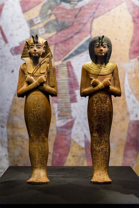 Tutankamón El Tesoro Del Faraón Llega A París