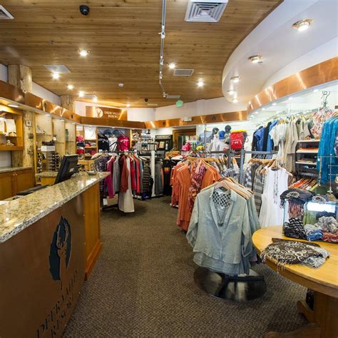 We look forward to providing you and yours with a safe and convenient ski and snowboard rental drop your skis off with us for free overnight storage at any one of our shops. Shopping in Park City, Utah | Stores in Park City Utah ...
