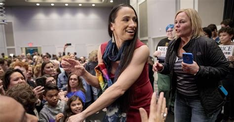 Lesbian Native American Mma Fighter Sharice Davids Elected To Congress Outsports