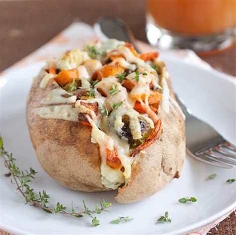 The most foolproof way to make baked potatoes! Roasted Vegetable Loaded Baked Potatoes - Smells Like Home