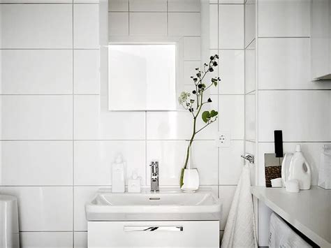 White Bathroom Tiles 600 X 300 Everything Bathroom