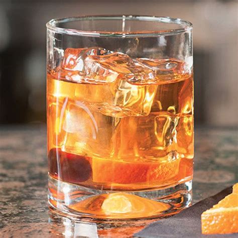 If You Only Know How To Make One Cocktail Make It The Bourbon Old
