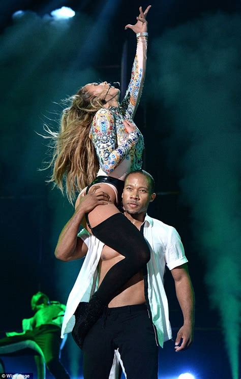 Jennifer Lopez Strips To Stockings And Suspenders To Play Bronx Gig
