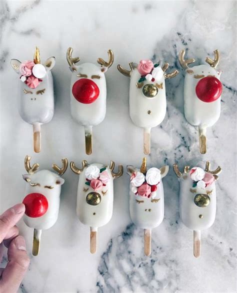 You can use any flavor of ice cream for your christmas log. 6 Delicious Kids' Christmas Desserts (and New Year's Eve ...