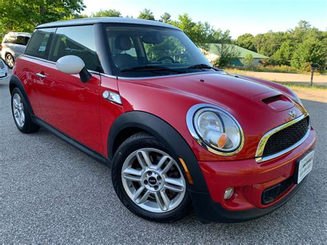 When i ordered the car, i opted not to go full tech and buy the premium connected package because it was an expensive how to automatically start playing music when starting car. 2012 MINI Cooper S Hardtop - NHMotorworks.com