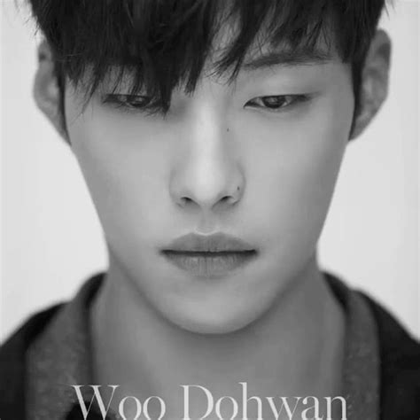woo dohwan for vogue korea october issue 2017 woodohwan 우도환 woodohwan vogue voguekorea