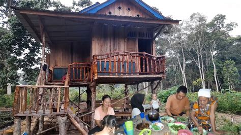 Camping Ramai Yang Bermalam Di Pondok Kebun Tepi Sungai YouTube