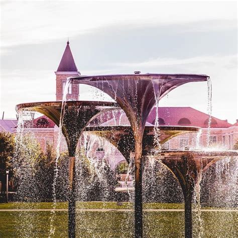 Photo By User Taystan Travel Caption Reads Frog Fountains Tcu Fort Worth Tx Fort