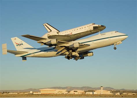 826 The Modified 747 Carrier Aircraft Carrying The Space Shuttle