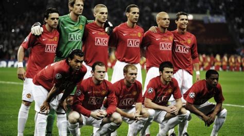 Manchester united football club is a professional football club based in old trafford, greater manchester, england, that competes in the premier league, the top flight of english football. The Tactics Behind Sir Alex Ferguson's Best Manchester ...
