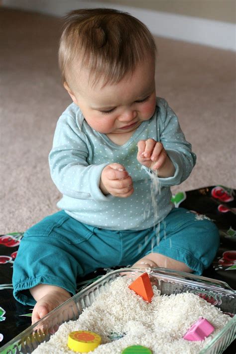 Super Easy Sensory Play: Rice Play | Baby sensory, Baby play activities, Baby play